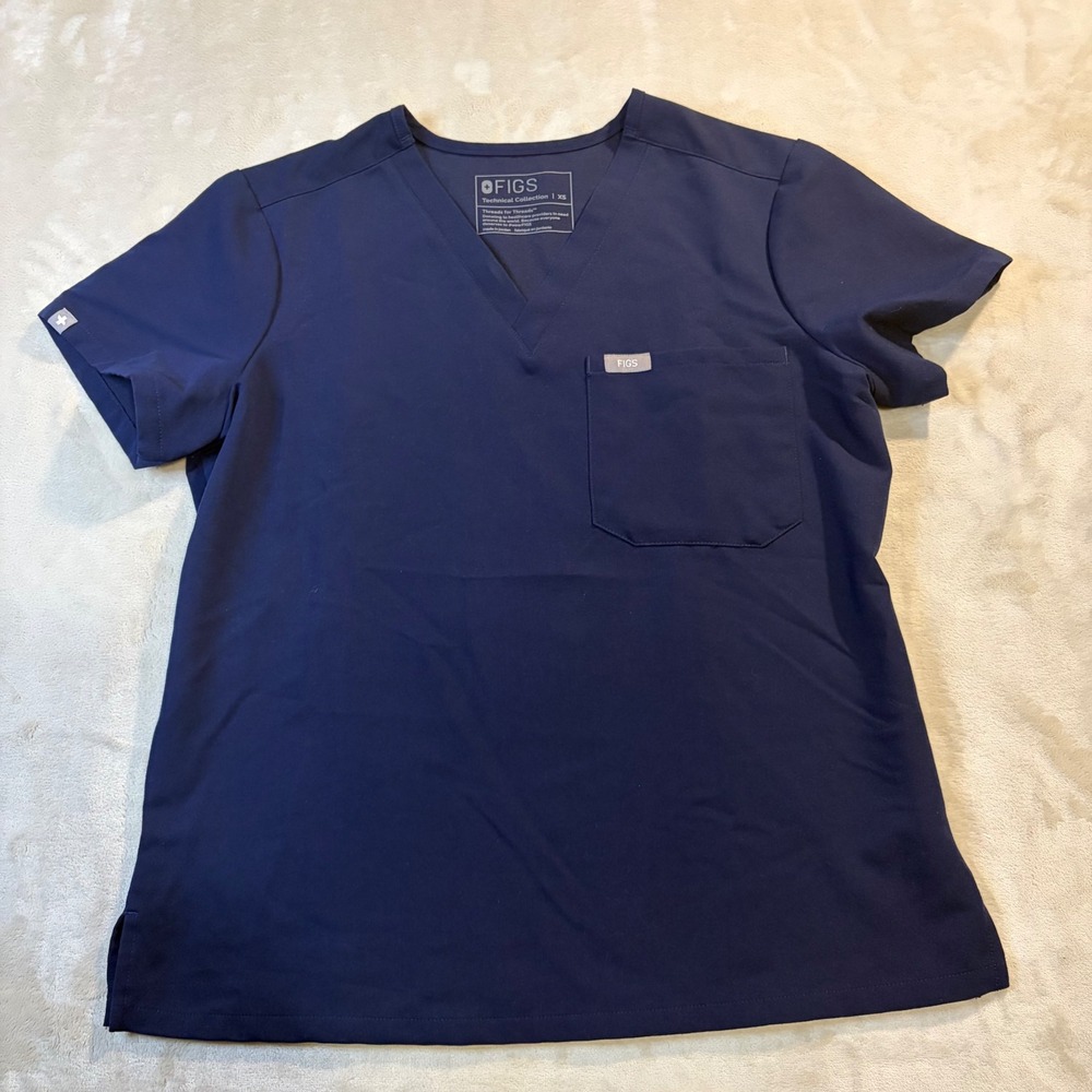 FIGS Technical Collection Navy Blue V-Neck Scrub Top Womens XS Pocket Short Slv